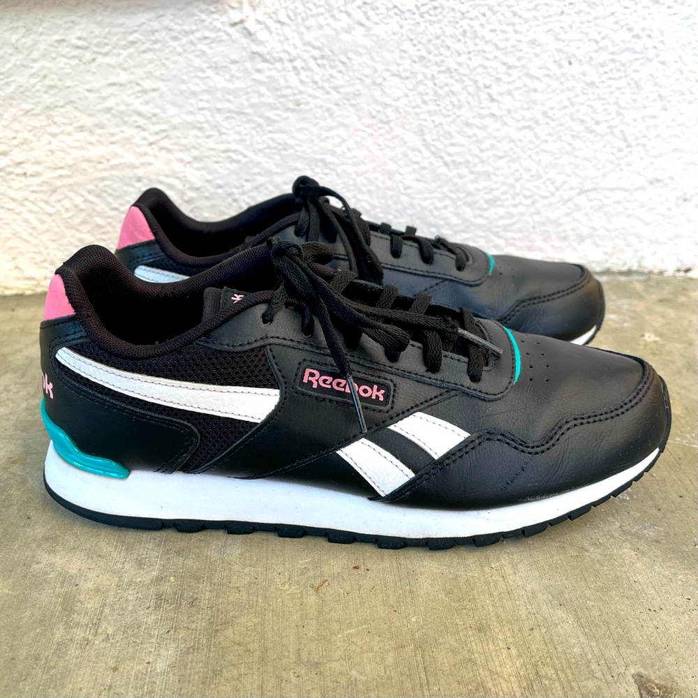 REEBOK CLASSIC HARMAN RUN LEATHER WOMEN SNEAKER